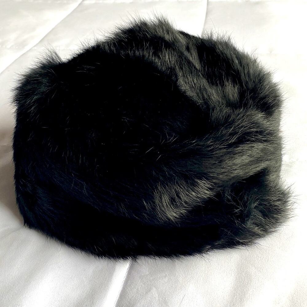 Wilson’s Vintage Fur Pillbox Hat